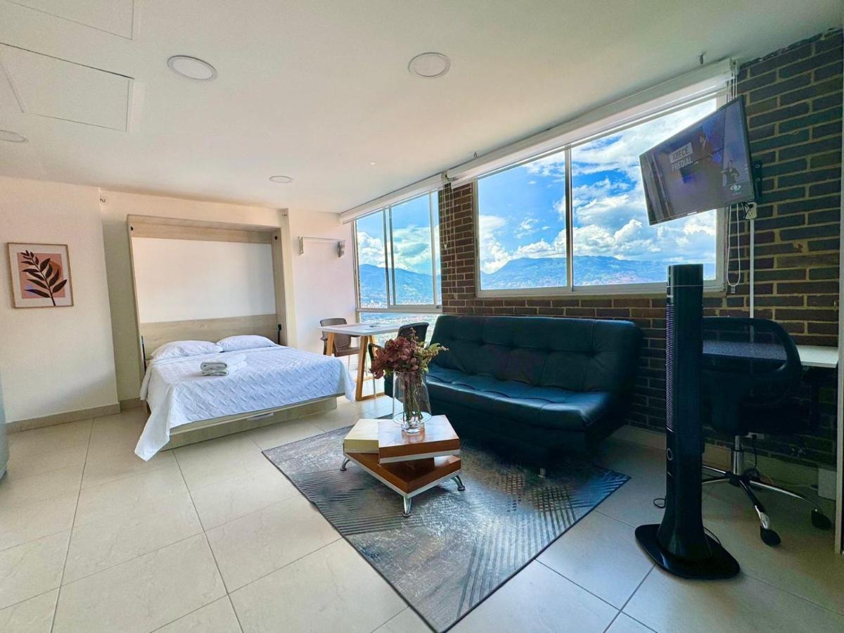 Apartment Apto Familiar In Poblado Medellin